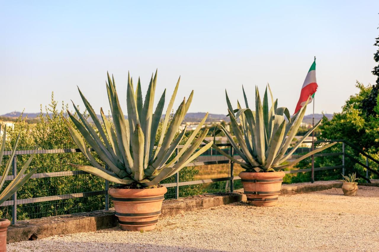 Aparthotel Il Casale Lonato - By Host4U Exterior foto